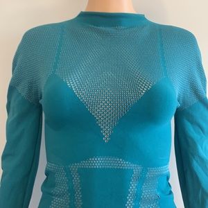Fabletics long sleeve